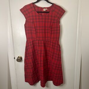 MATA TRADERS 100% COTTON RED PLAID CAPPED SLEEVE FIT AND FLARE DRESS SIZE MED